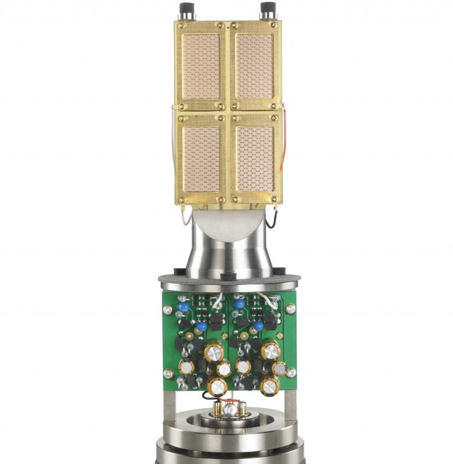 ��������� �������� Audio-Technica AT5040