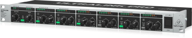 Behringer MX882 V2