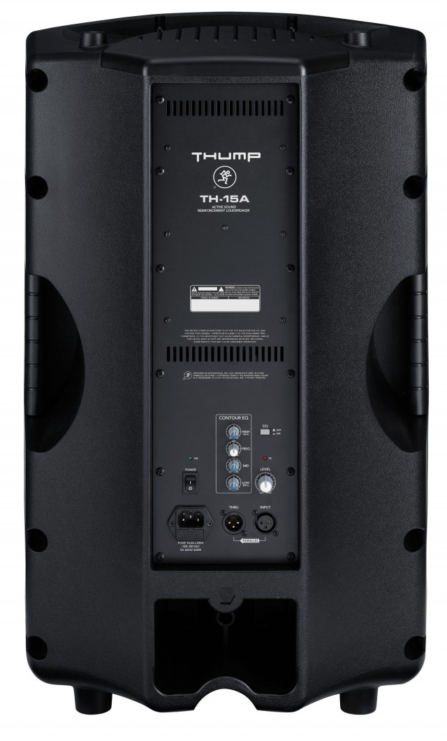 Mackie TH-15A
