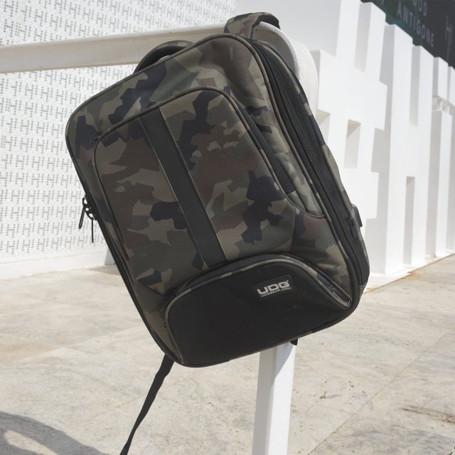 UDG Ultimate Backpack Slim Black Camo/Orange inside (U9108BC/OR)
