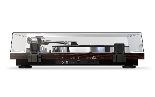AKAI BT500 WALNUT
