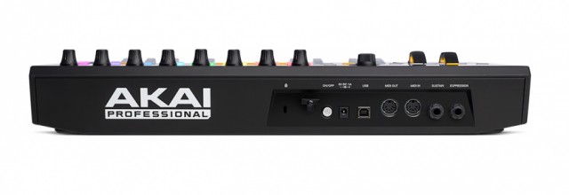 AKAI Advance 25