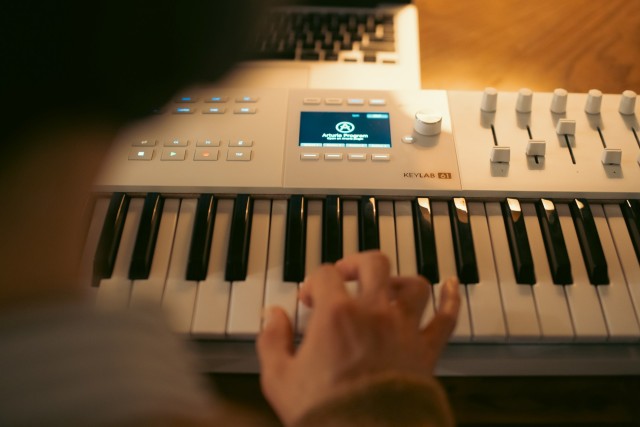 MIDI-��������� Arturia KeyLab 49 mk3 Black