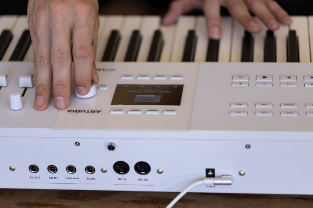 ����-���������� Arturia KeyLab 88 mk3 Black
