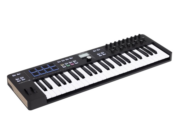 ����-���������� Arturia KeyLab Essential 49 mk3 Black