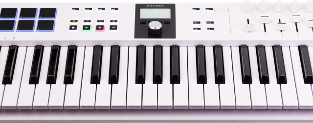 ����-���������� Arturia KeyLab Essential 49 mk3 White
