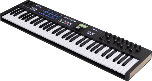 ����-���������� Arturia KeyLab Essential 61 mk3 Black