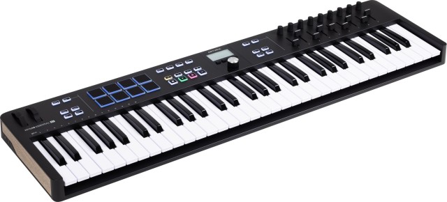 ����-���������� Arturia KeyLab Essential 61 mk3 Black