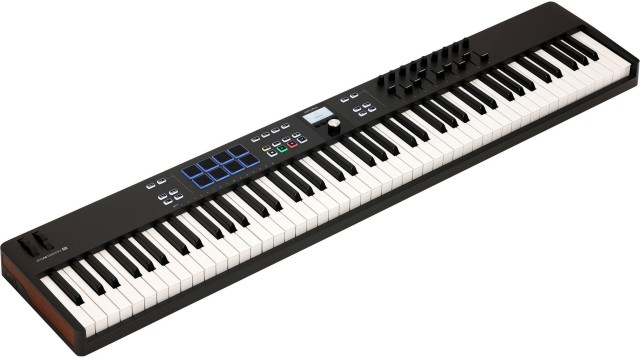 ����-���������� Arturia KeyLab Essential 88 mk3 Black