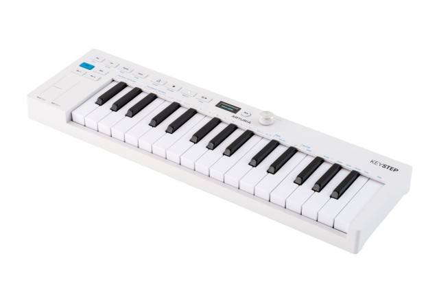 ����-���������� Arturia KeyStep 37 mk2