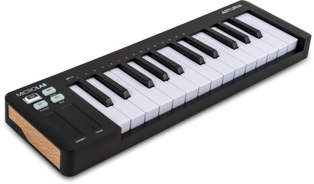 ����-���������� Arturia MicroLab mk3 Black