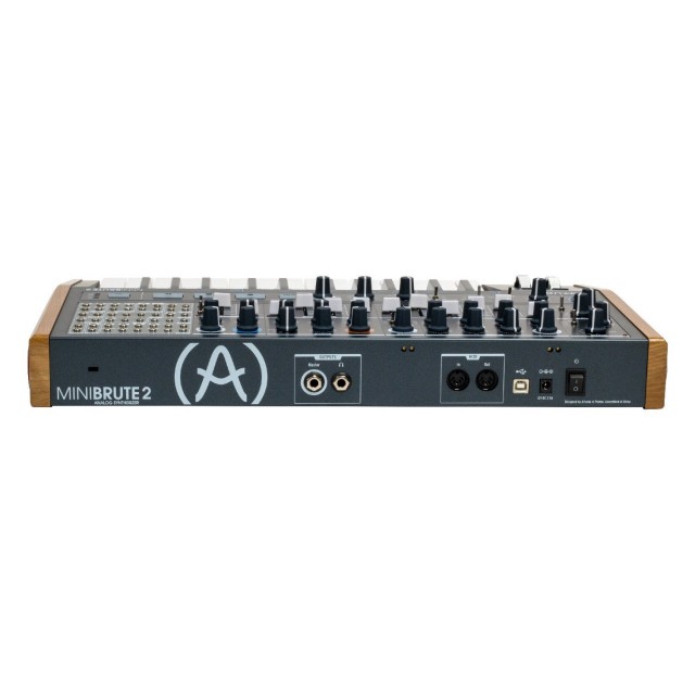 ���������� ���������� Arturia MiniBrute 2