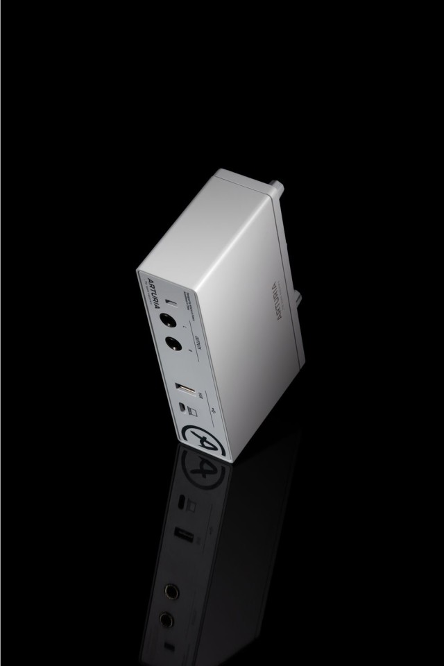 ������� ����� Arturia MiniFuse 1 White