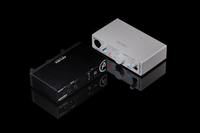 ������� ����� Arturia MiniFuse 1 Black