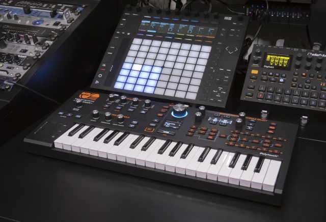 ASM HYDRASYNTH EXPLORER