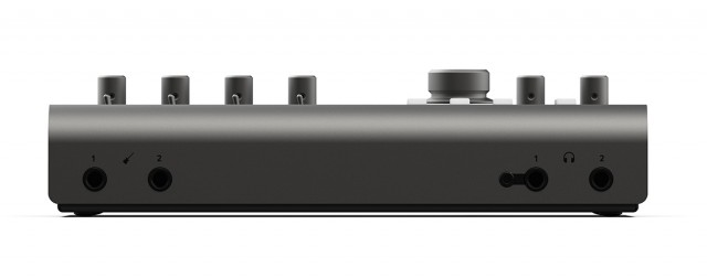 �������� ����� Audient iD44 MK2