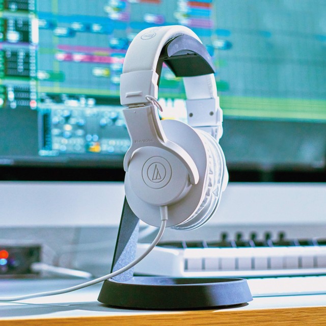 ������� ��������� AudioTechnica ATH-M20X WH