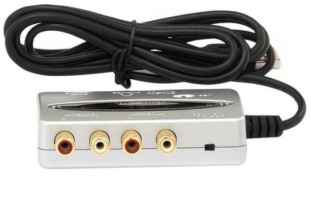 �������� ����� Behringer UCA202