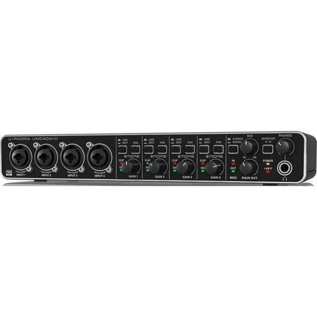 �������� ����� Behringer UMC404HD