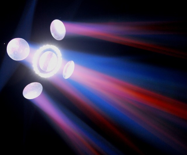 Chauvet Circus 2-0 IRC