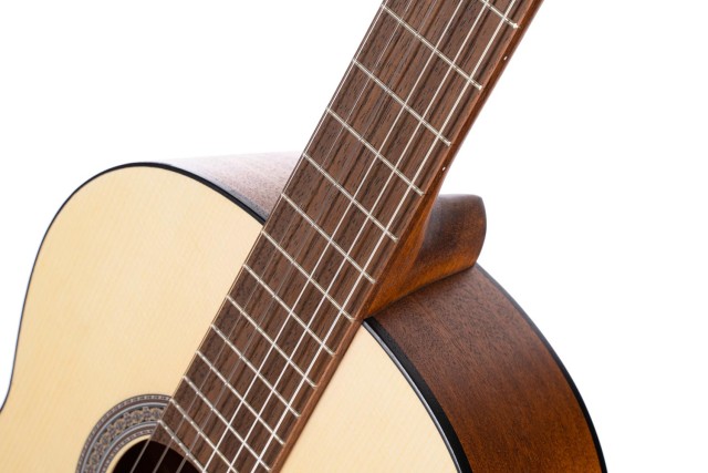 �������� ����� CORT AC100 Left Handed (Open Pore)