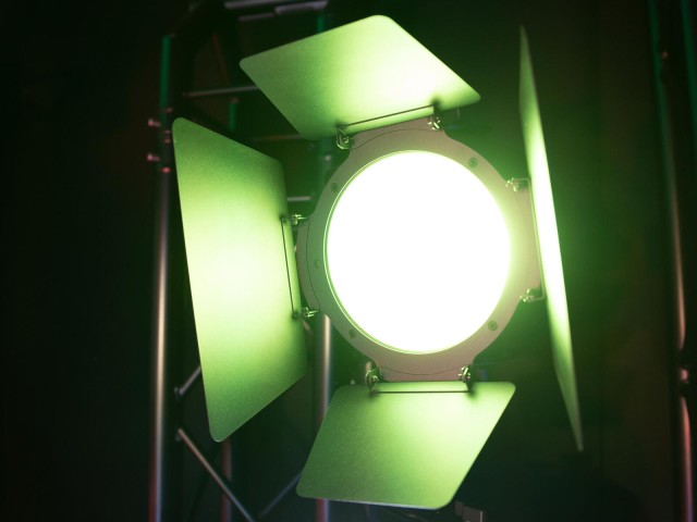 EUROLITE LED Theatre COB 100 RGB+WW