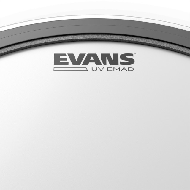 EVANS 20" UV EMAD Bass