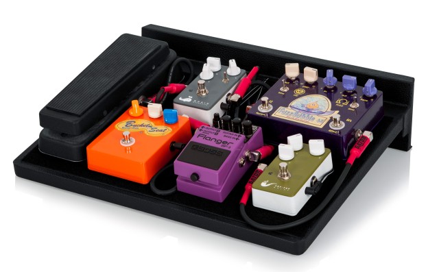 ��������� GATOR GPT-BLACK Pedal Board