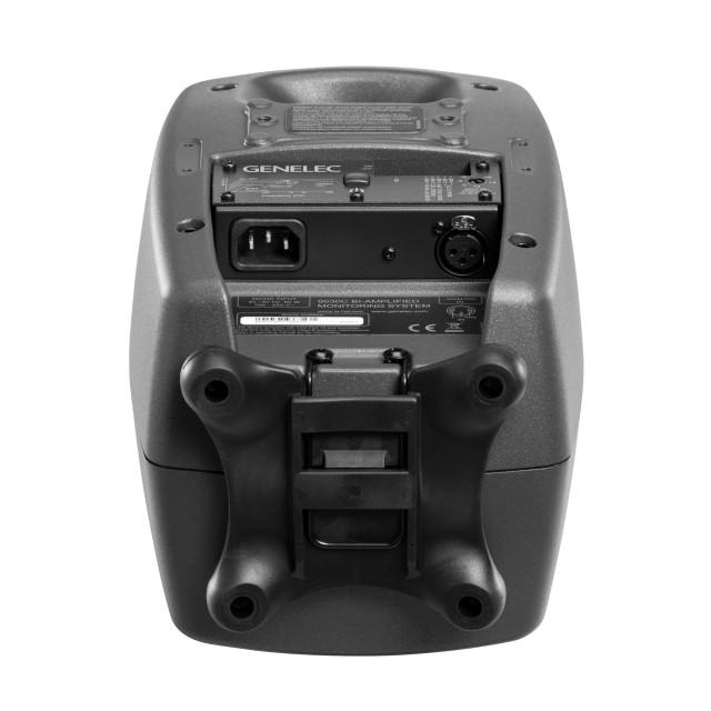 ��������� ������� Genelec 8030CP