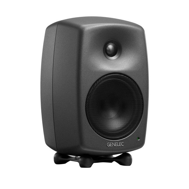 ��������� ������� Genelec 8030CP