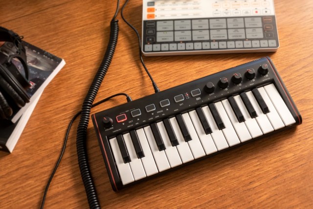IK Multimedia iRIG Keys 2 Mini