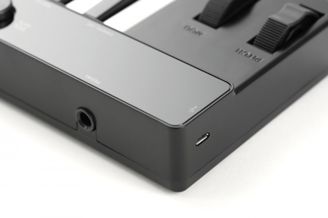 IK Multimedia iRig Keys 37