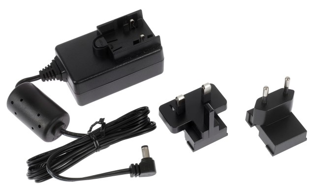 ������� �������� LINE 6 DC-3H