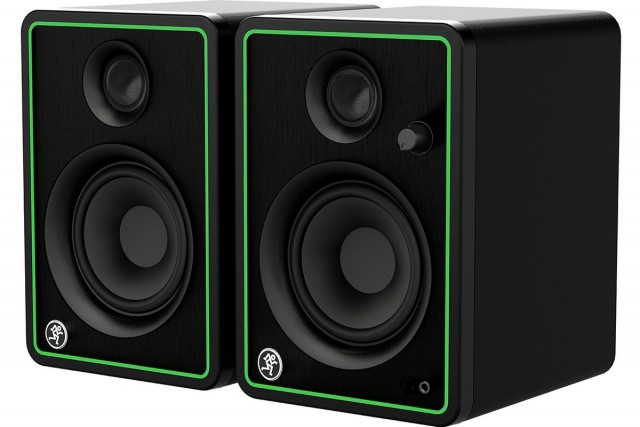 ��������� ������� Mackie CR4-X