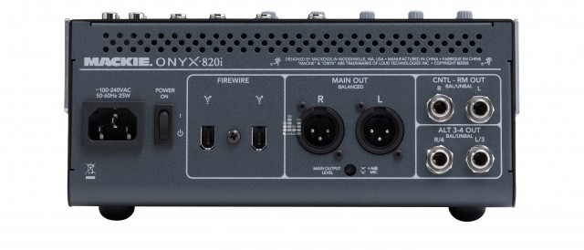 MACKIE ONYX 820i