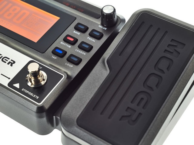 ������ ������ MOOER GE100