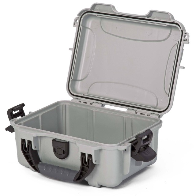 NANUK 904 Silver with Foam