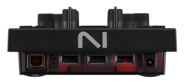 Native Instruments Traktor Kontrol X1 mk3