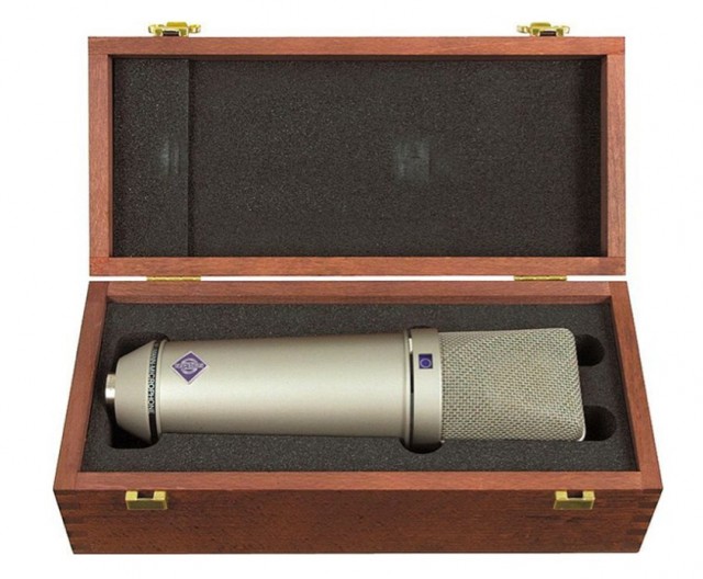��������� �������� Neumann U87 Ai