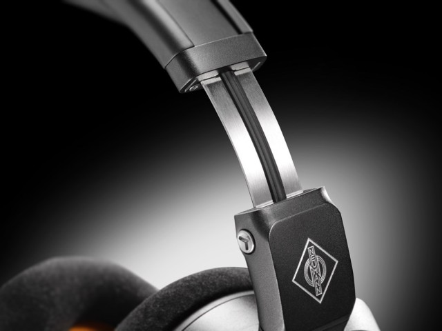��������� �������� Neumann NDH 20 Black Edition