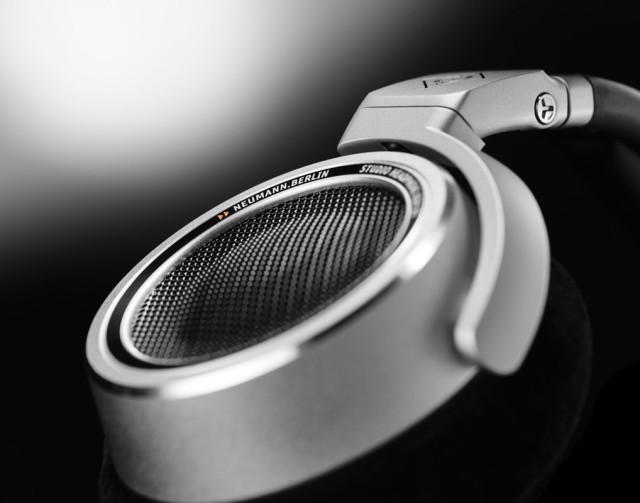 ��������� �������� Neumann NDH 30