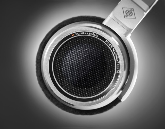 ��������� �������� Neumann NDH 30