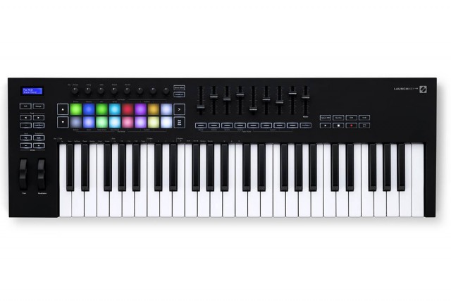 ����-���������� Novation LaunchKey 49 Mk3
