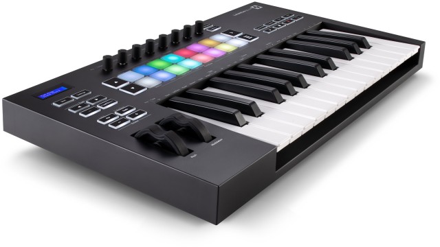 ����-���������� Novation LaunchKey 25 Mk3