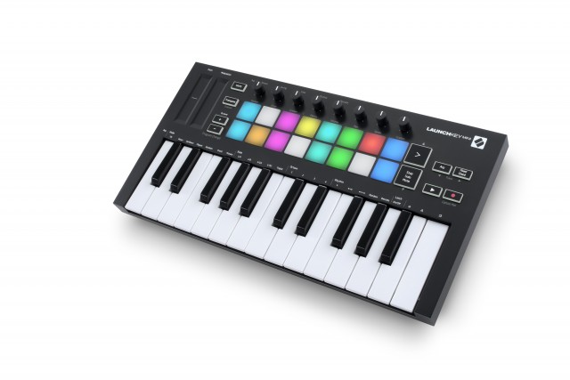 ����-���������� Novation LaunchKey Mini Mk3