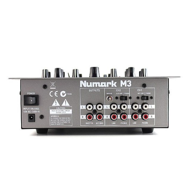 Numark M3