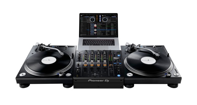 Pioneer DJ DJM-750MK2