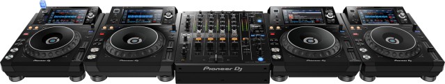 Pioneer DJ DJM-750MK2