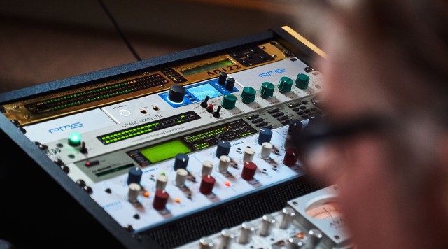 �������� ����� RME ADI-2/4 Pro SE