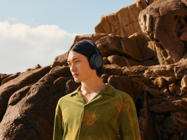 Sennheiser ACCENTUM Wireless Black